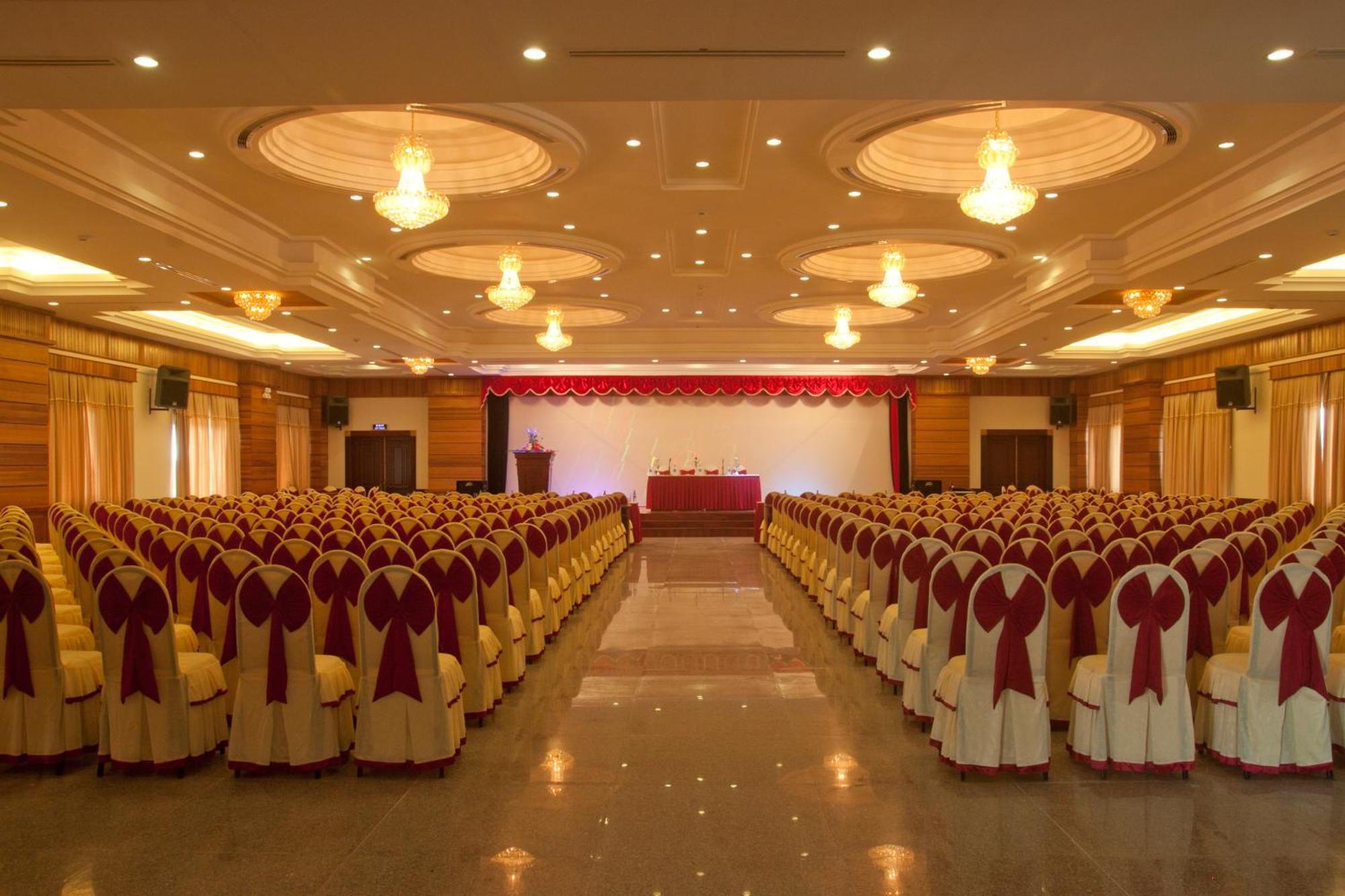Dlgl - Dung Quat Hotel Quảng Ngãi Exteriör bild