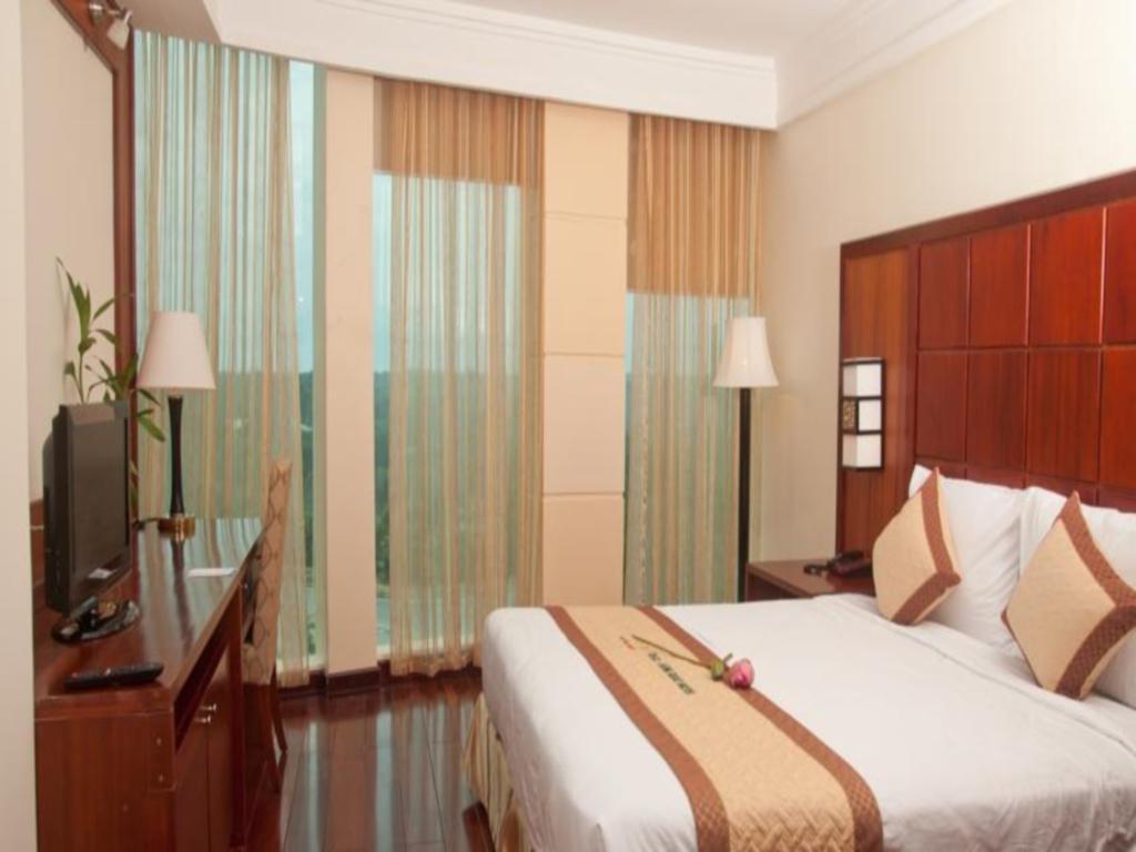 Dlgl - Dung Quat Hotel Quảng Ngãi Exteriör bild