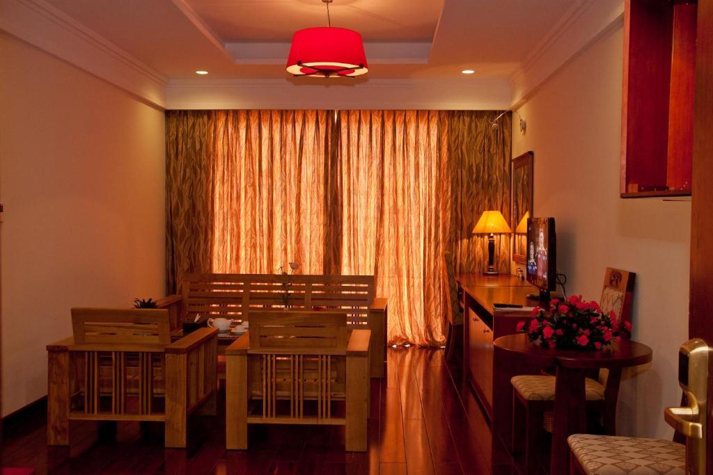 Dlgl - Dung Quat Hotel Quảng Ngãi Rum bild