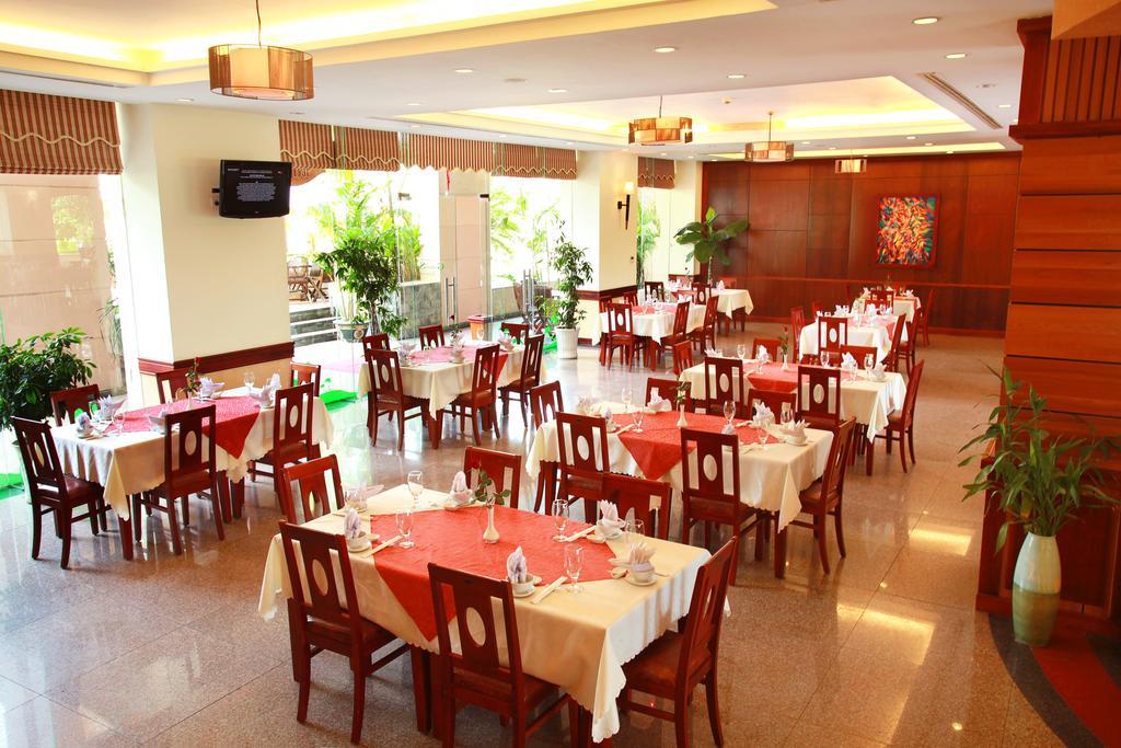 Dlgl - Dung Quat Hotel Quảng Ngãi Exteriör bild